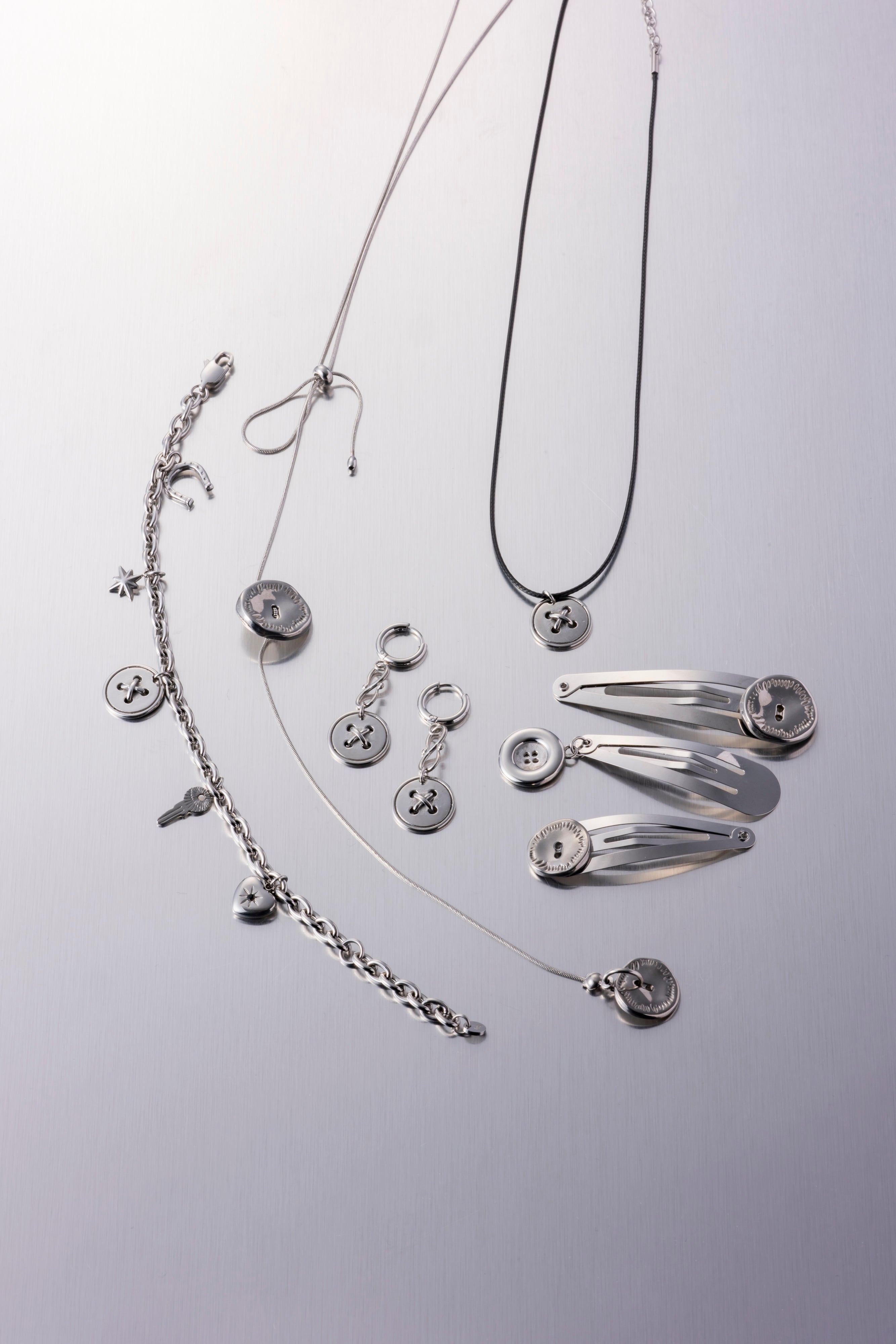 4quince〔フォークインス〕┊︎金属アレルギー対応アクセサリー公式